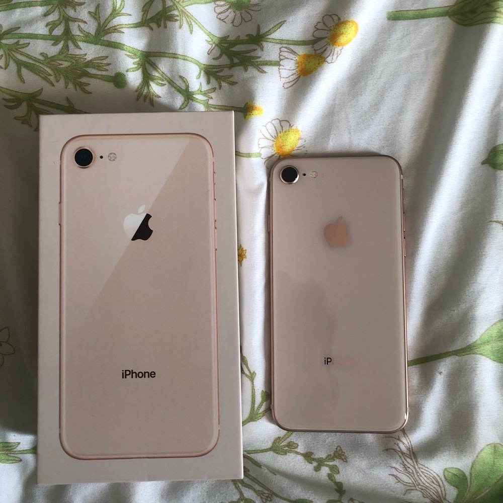 Apple iPhone 8 64gb - Picture 8 of 8